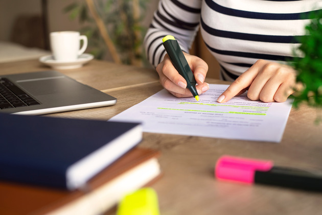 woman-organizing-finances