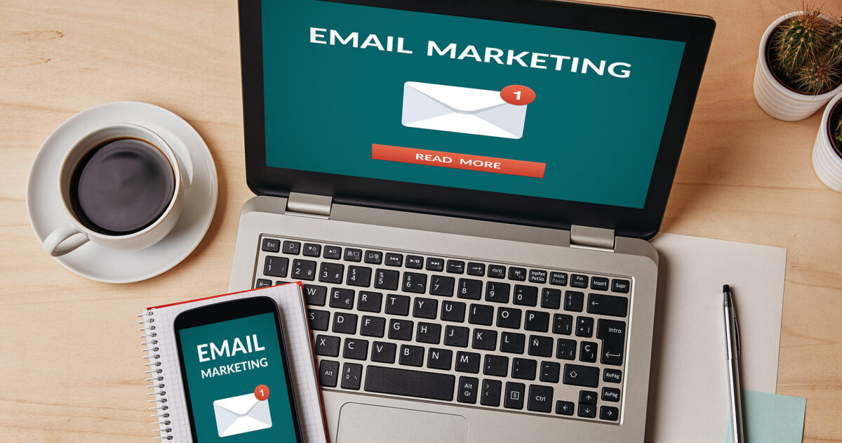 Email-marketing-on-a-laptop.